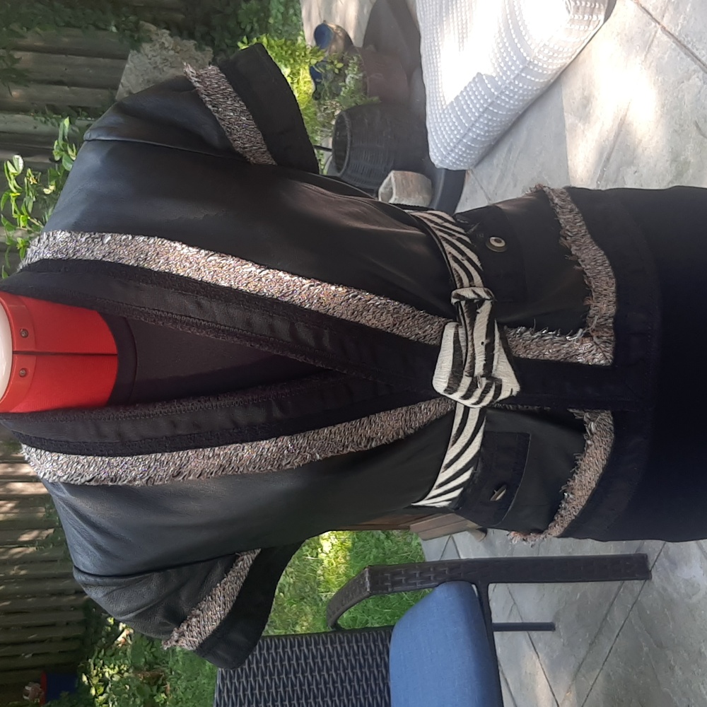 BCBGMAXAZRIA Leather jacket